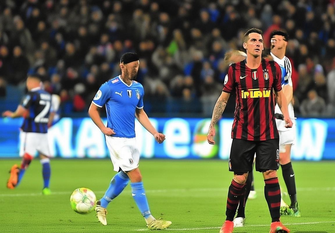 欧洲金靴奖竞争白热化：姆巴佩、凯恩、哈兰德领跑，意甲射手集体低迷